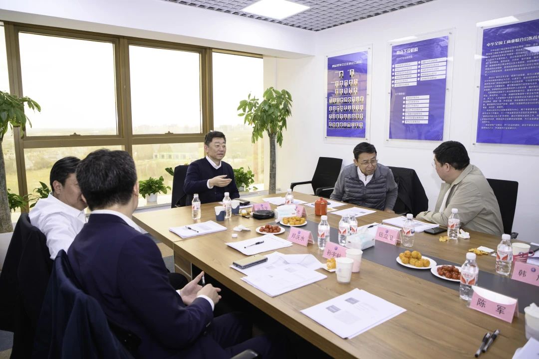 全國(guó)工商聯(lián)醫(yī)藥業(yè)商會(huì)召開2025年全國(guó)兩會(huì)精神分享座談會(huì)